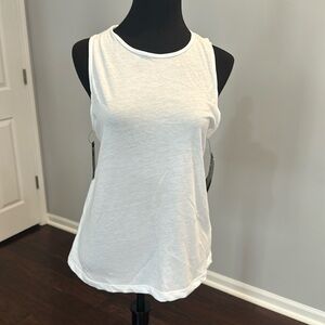 NWT Nike Tank Top with Mesh Cut out Size Small